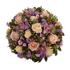 Posy in vintage pinks and lilacs