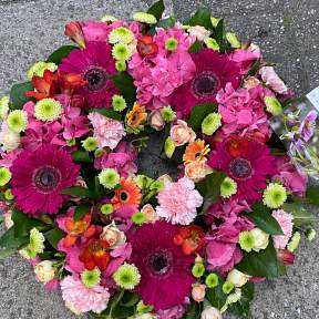 Cerise wreath