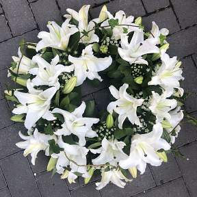 White Lily wreath